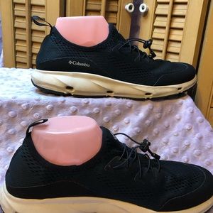Columbia Black Vent Mesh Performance Shoe athletic shoe ladies size 10M VGC